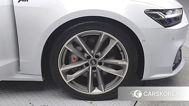 Audi A7 (4K) id 3705824 из Кореи 18