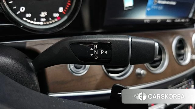Mercedes-Benz E-Class W213 id 4447307 из Кореи 32