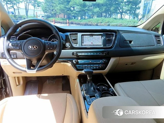 Kia The New Carnival id 4459195 из Кореи 18