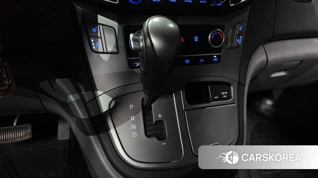 Hyundai The New Grand Starex id 4594506 из Кореи 28