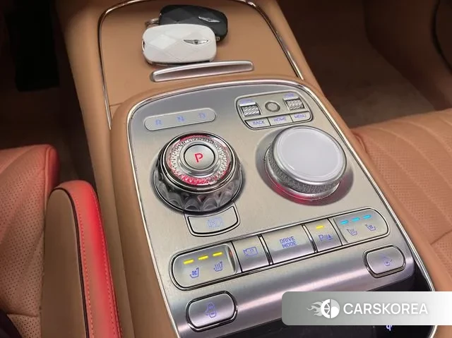 Genesis G90 (RS4) id 3539384 из Кореи 18