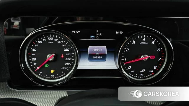 Mercedes-Benz E-Class W213 id 4385058 из Кореи 31