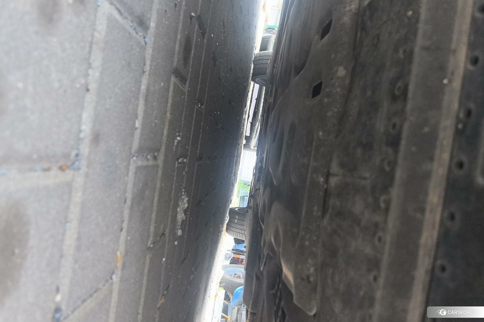 Audi A6L id 4467377 из Китая 15
