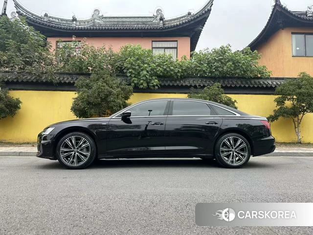 Audi A6L id 4240753 из Китая 8