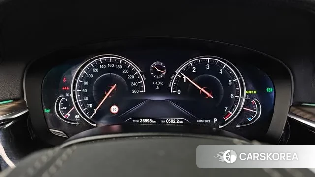 BMW 5 Series (G30) id 3779018 из Кореи 18