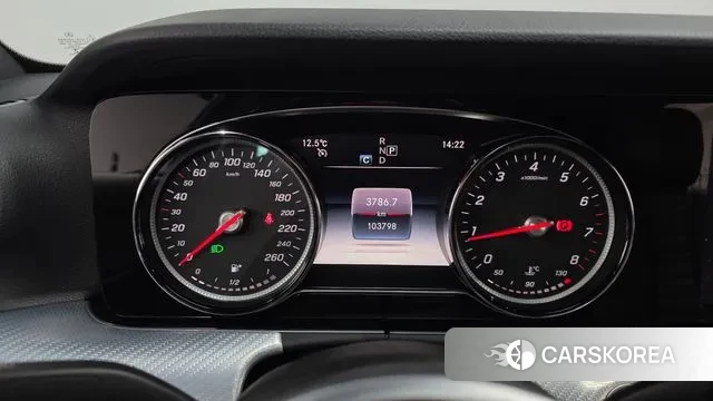 Mercedes-Benz E-Class W213 id 3479632 из Кореи 18