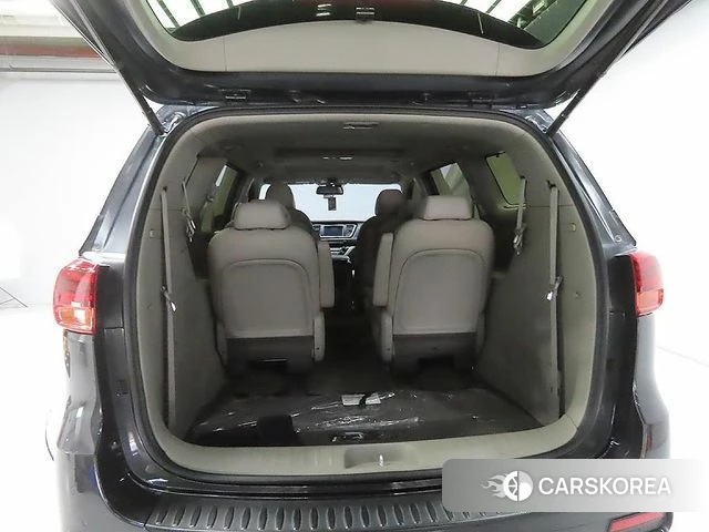 Kia The New Carnival id 4626092 из Кореи 18