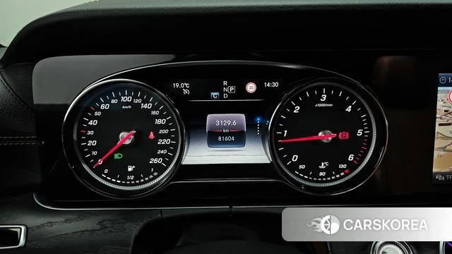 Mercedes-Benz E-Class W213 id 3911583 из Кореи 18