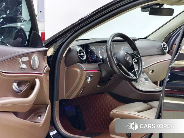 Mercedes-Benz E-class id 4313721 из Китая 10