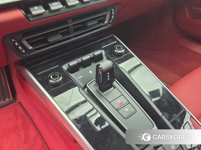 Porsche 911(992) id 3011277 из Кореи 8