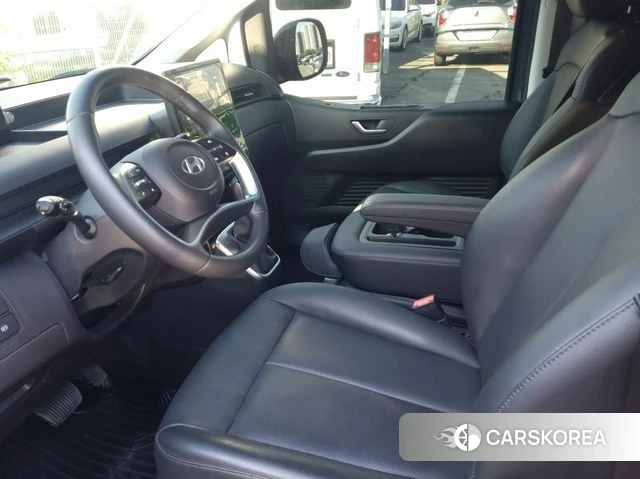 Hyundai Staria id 4393570 из Кореи 18
