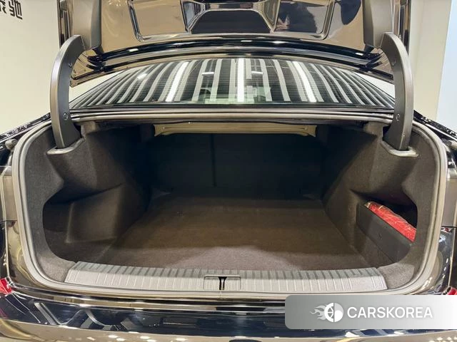 Volkswagen Passat id 3837399 из Китая 28