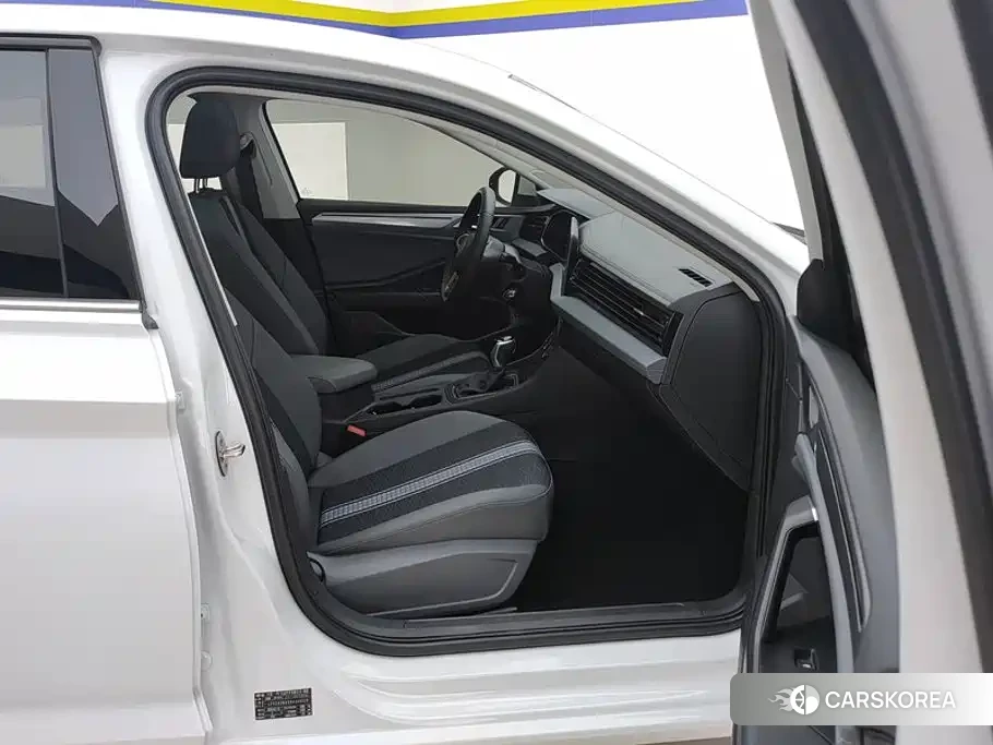 Volkswagen Sagitar id 4628104 из Китая 14