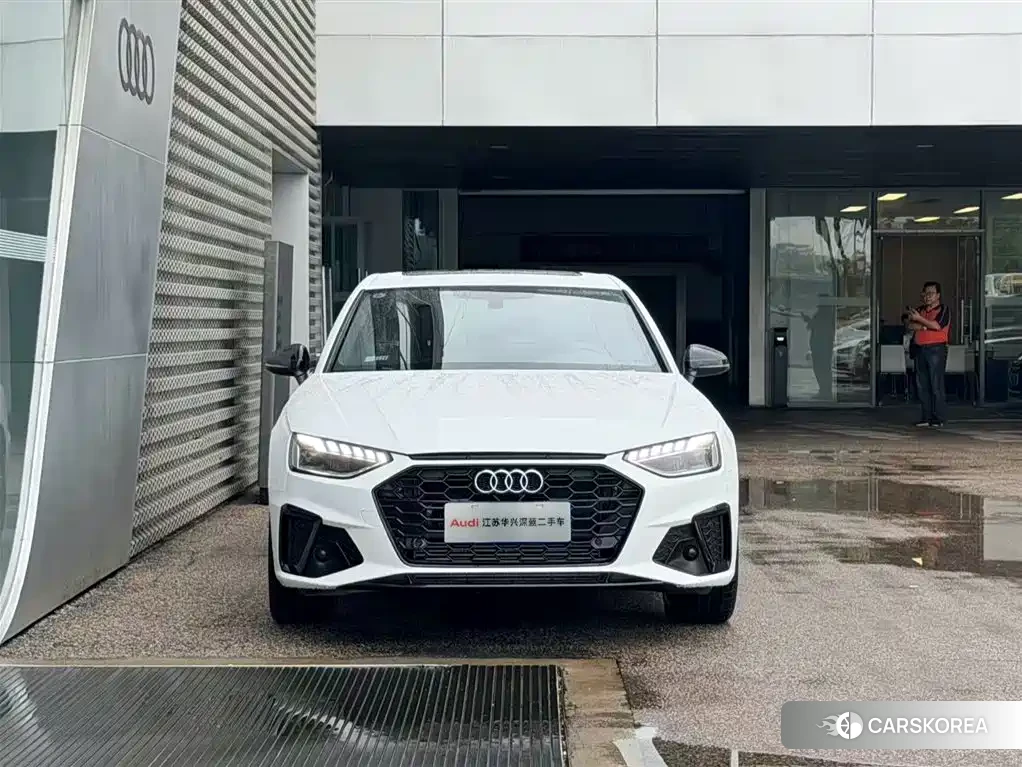 Audi A4L id 4600391 из Китая 8