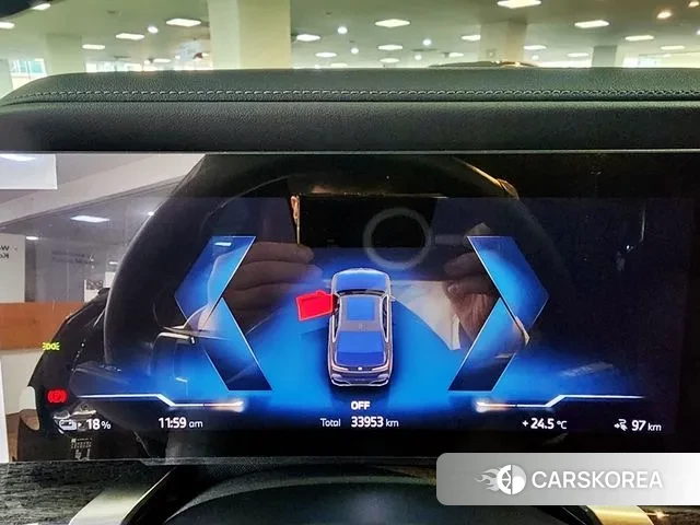 BMW i7 (G70) id 3452478 из Кореи 18