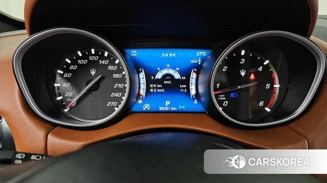 Maserati Levante id 4397976 из Кореи 33