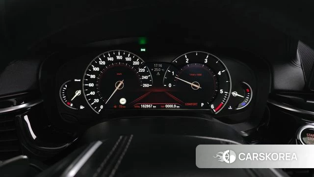 BMW 5 Series (G30) id 4425026 из Кореи 18