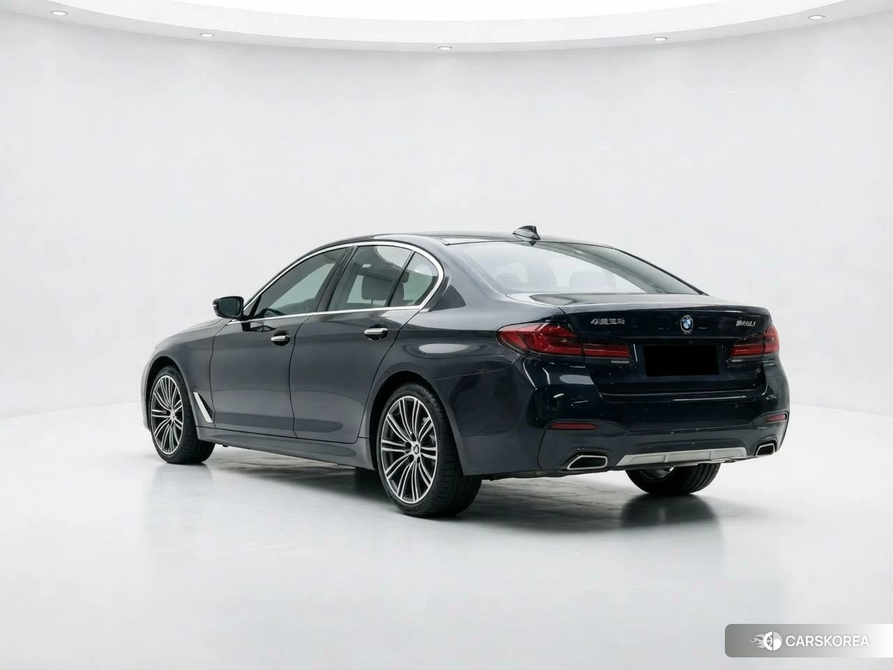 BMW 5 series id 4467551 из Китая 8