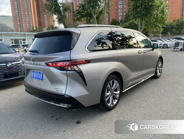 Toyota Saina id 4335988 из Китая 16