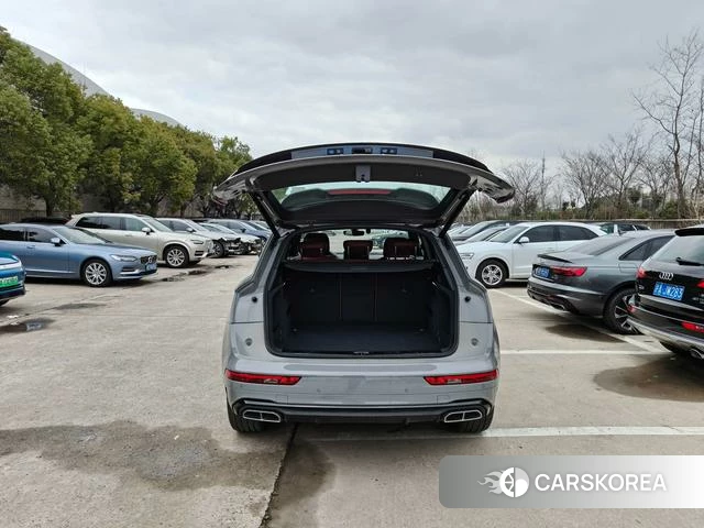 Audi Q5L id 4258265 из Китая 18