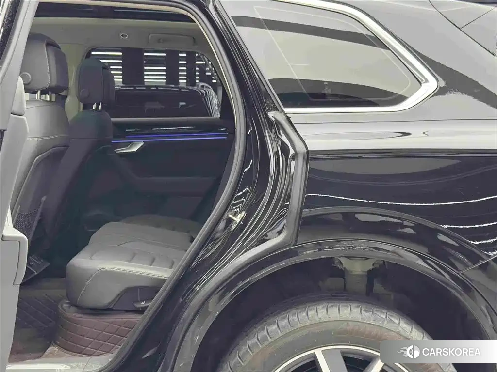 Volkswagen Touareg id 4629618 из Китая 18