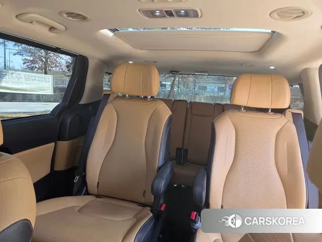 Kia Carnival 4th generation id 3732799 из Кореи 18