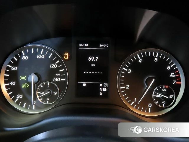 Mercedes-Benz V-Class id 4662230 из Кореи 18