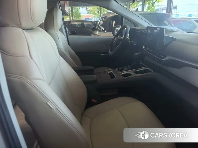 Toyota Saina id 4273793 из Китая 10