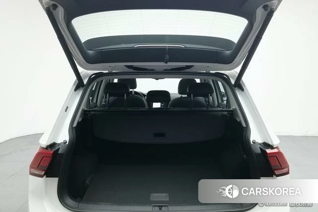 Volkswagen Tiguan L id 4307187 из Китая 22