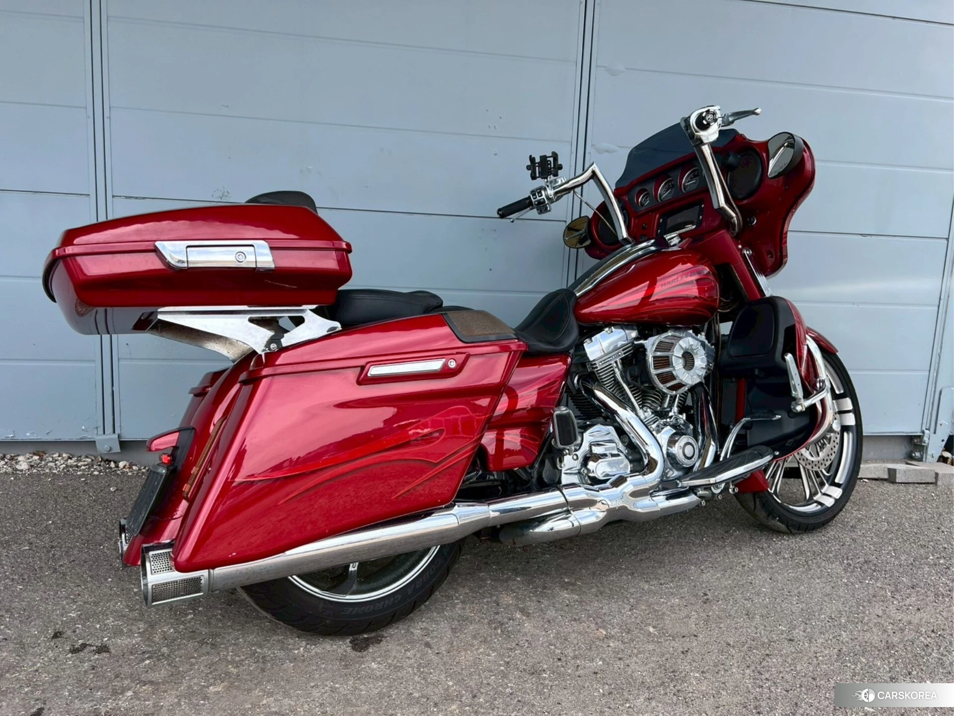 Проданный Harley-Davidson Street Glide FLHXSE1800 CVO id 4374370 из Японии, фото 12