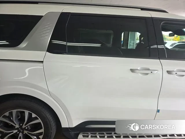 Kia Carnival 4th generation id 3367933 из Кореи 16