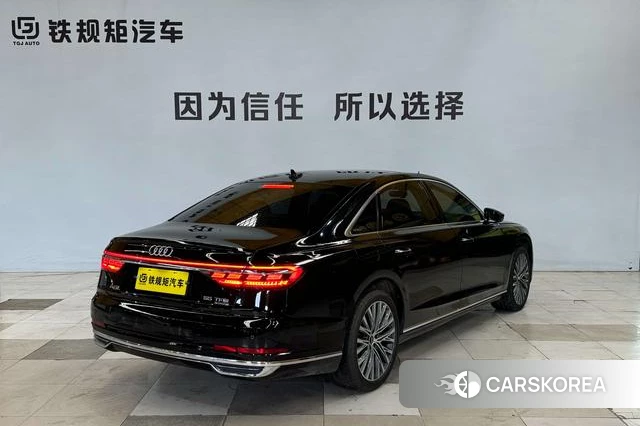 Audi A8 id 4407565 из Китая 15