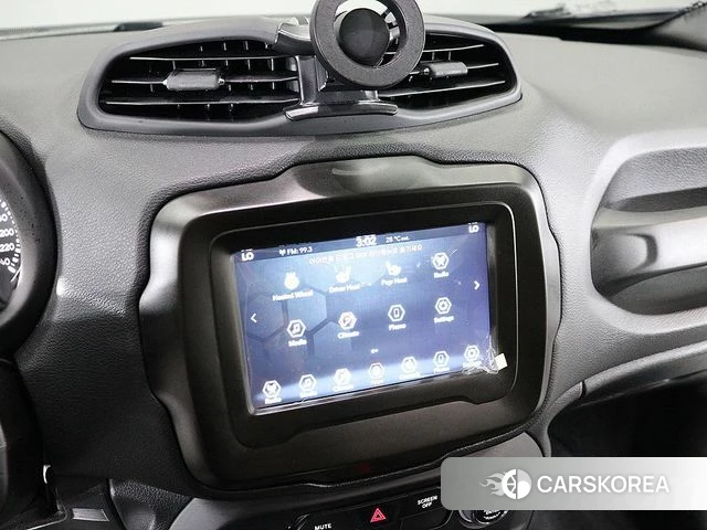 Jeep Renegade id 4645878 из Кореи 18