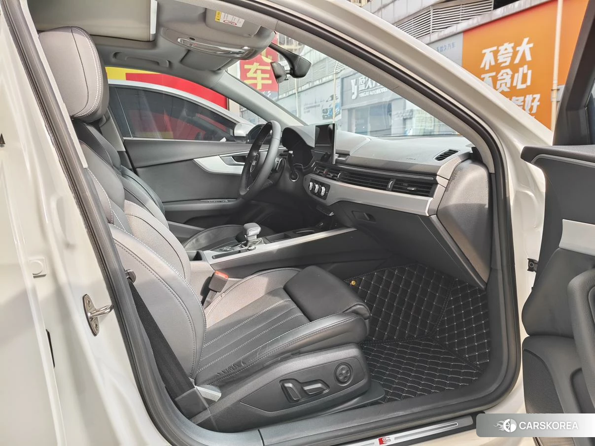 Audi A4L id 4479753 из Китая 8