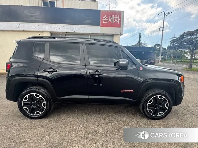 Jeep Renegade id 3666810 из Кореи 18