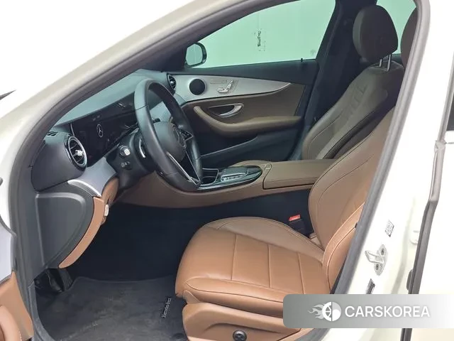 Mercedes-Benz E-Class W213 id 3214231 из Кореи 18