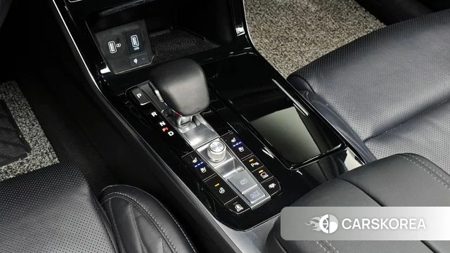 Kia K7 Premier Hybrid id 4283683 из Кореи 30