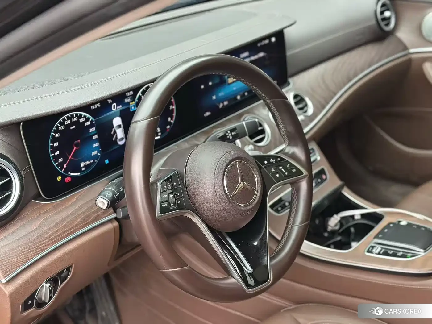 Mercedes-Benz E-Class id 4599630 из Китая 8