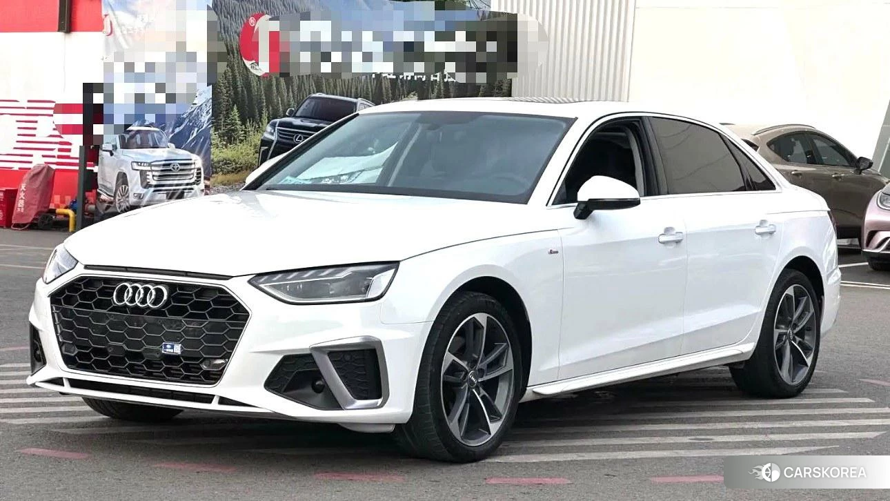 Audi A4L id 4420351 из Китая 8