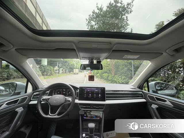 Volkswagen Tiguan L id 4374637 из Китая 17
