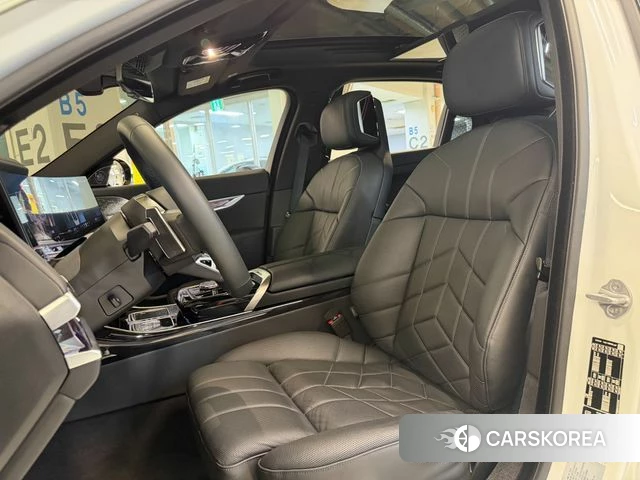 BMW 7 Series (G70) id 3838031 из Кореи 18