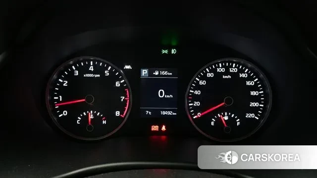 Kia Stonic id 3509258 из Кореи 18