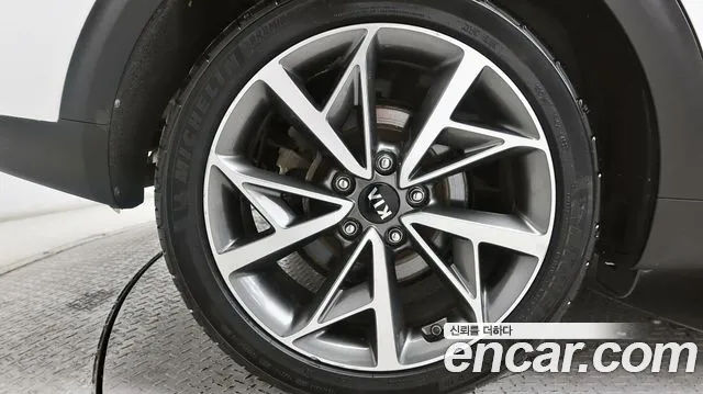 Kia The New Niro id 2719412 из Кореи 18