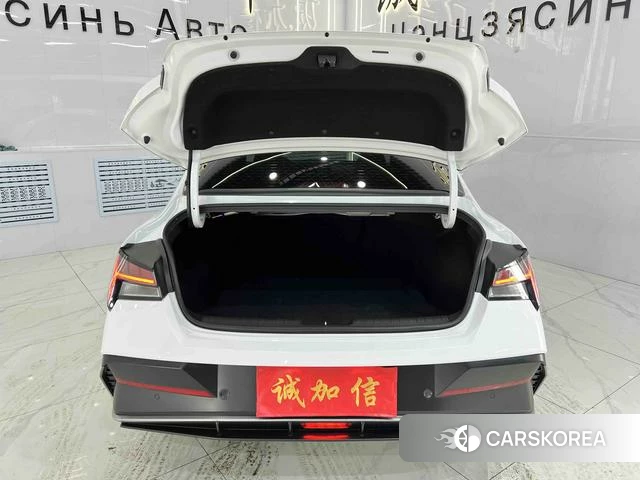 Hyundai Elantra id 4314095 из Китая 19