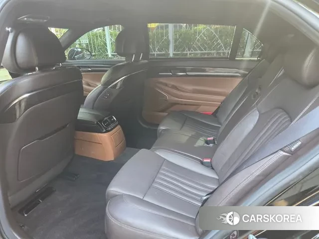 Genesis G90 id 3235928 из Кореи 18