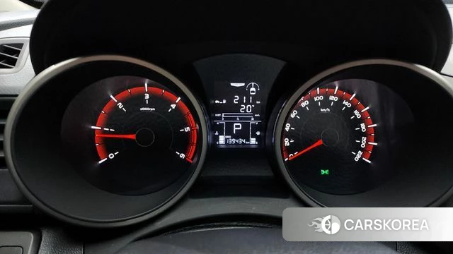 Ssangyong Tivoli Air id 4197235 из Кореи 28