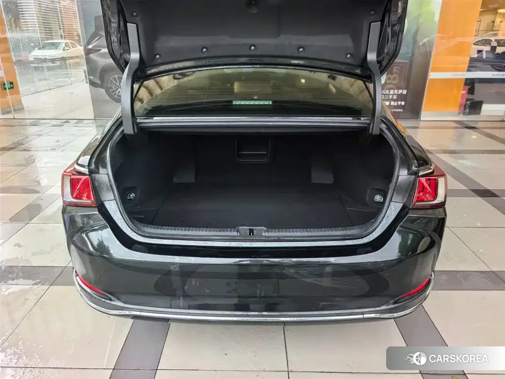 Lexus ES id 4515305 из Китая 8