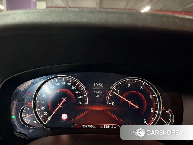 BMW 5 Series (G30) id 3553029 из Кореи 18