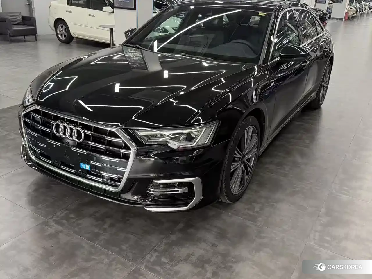 Audi A6L id 4674351 из Китая 10