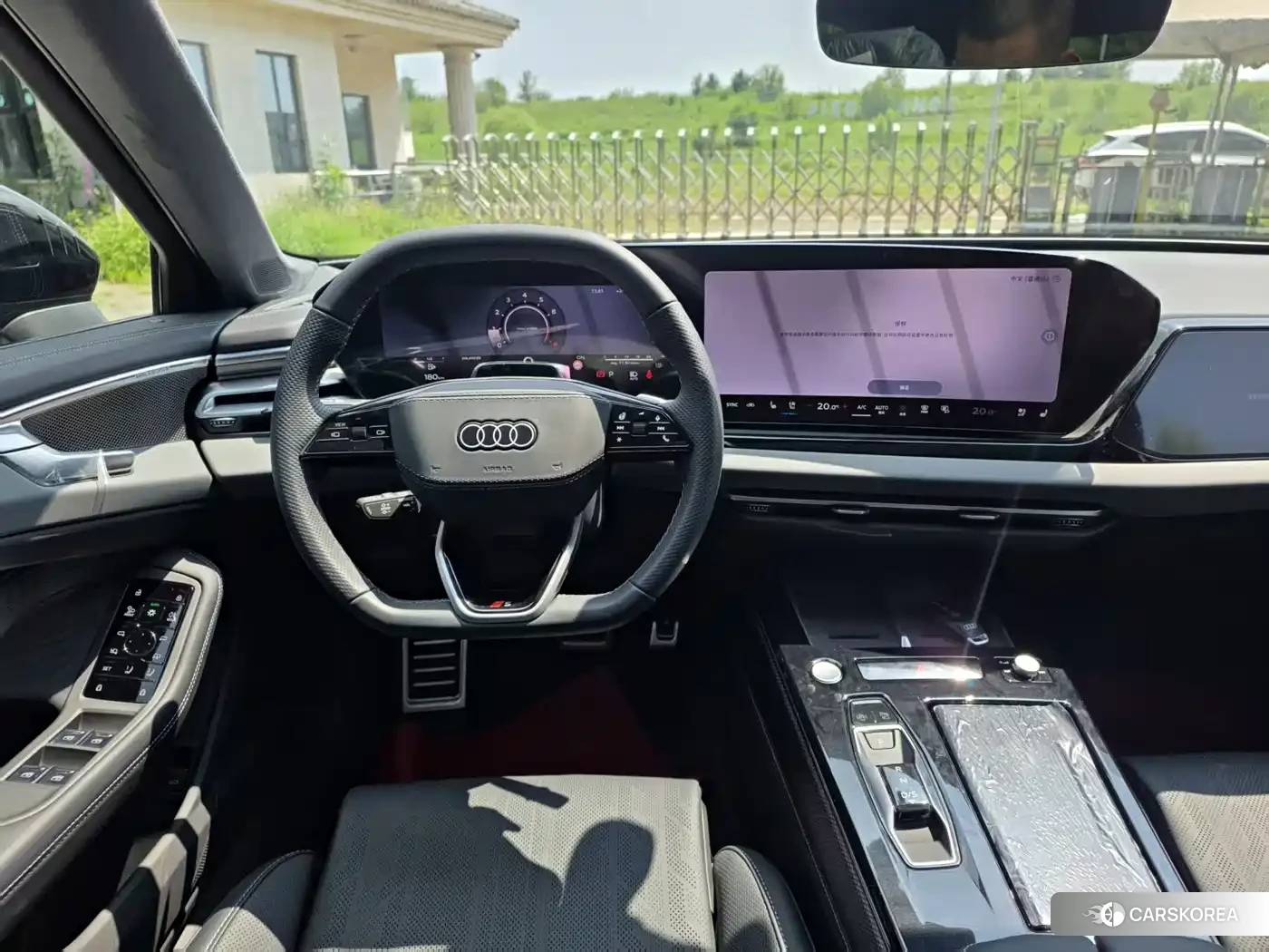 Audi A6L id 4653878 из Китая 15